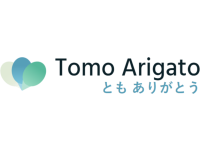 Tomo Arigato logo with overlapping blue and green hearts.